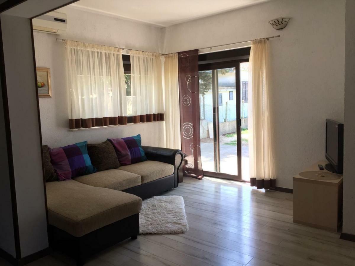 Mustapictanja Appartement Bibinje Buitenkant foto
